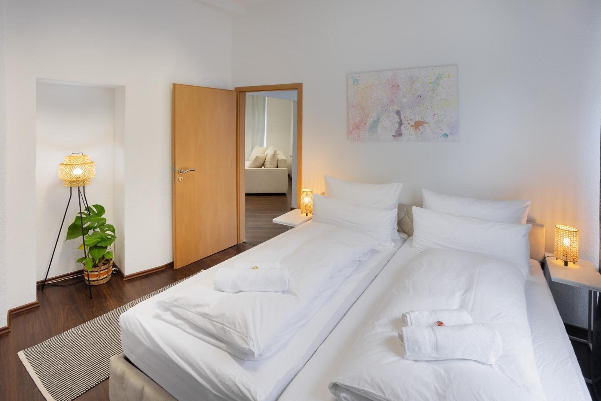 Ruhrapartments #Naehe A40 #Zentral #Fastwifi #Perfekt Fuer Familien Und Geschaeftsreisen Бохум Екстериор снимка